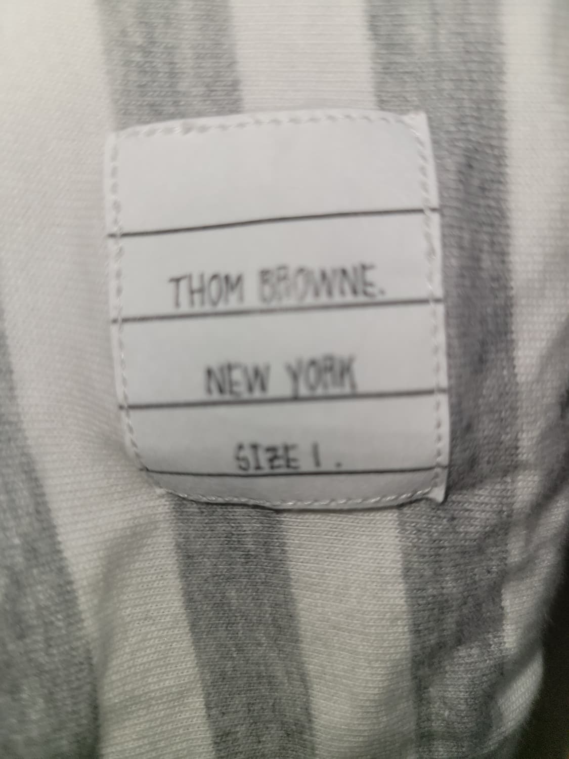 톰브라운 스트라이프 반팔 티셔츠 상품이미지3