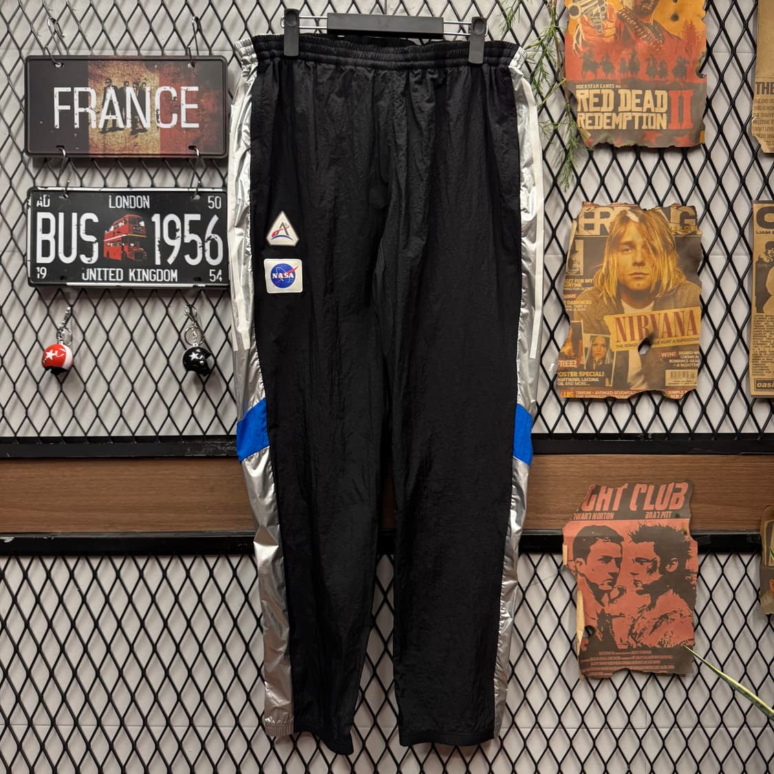 아디다스 X NASA 스페이스 레이스 트레이닝 팬츠 블랙 상품이미지1