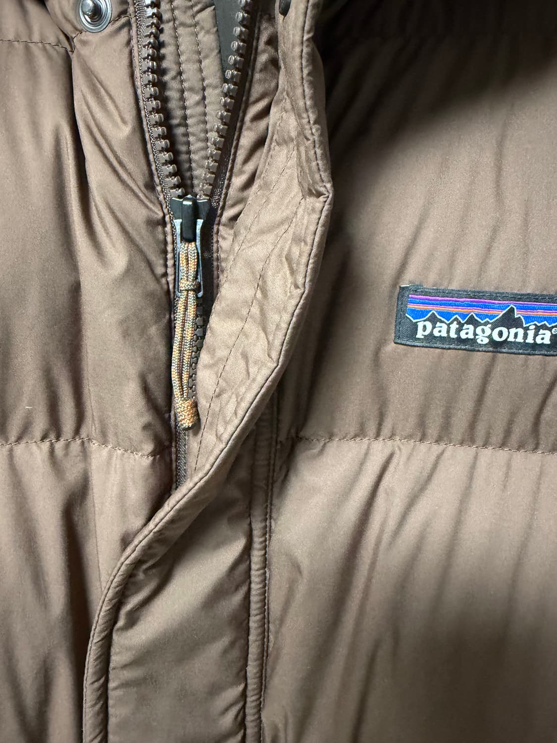 파타고니아 사일런트 다운 패딩 M 브라운 100-105 상품이미지5