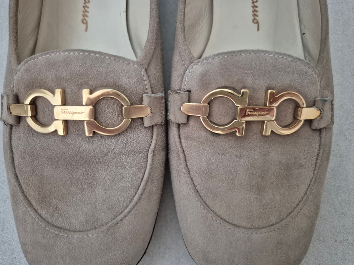 페라가모 스웨이드 로퍼 단화 상품이미지3