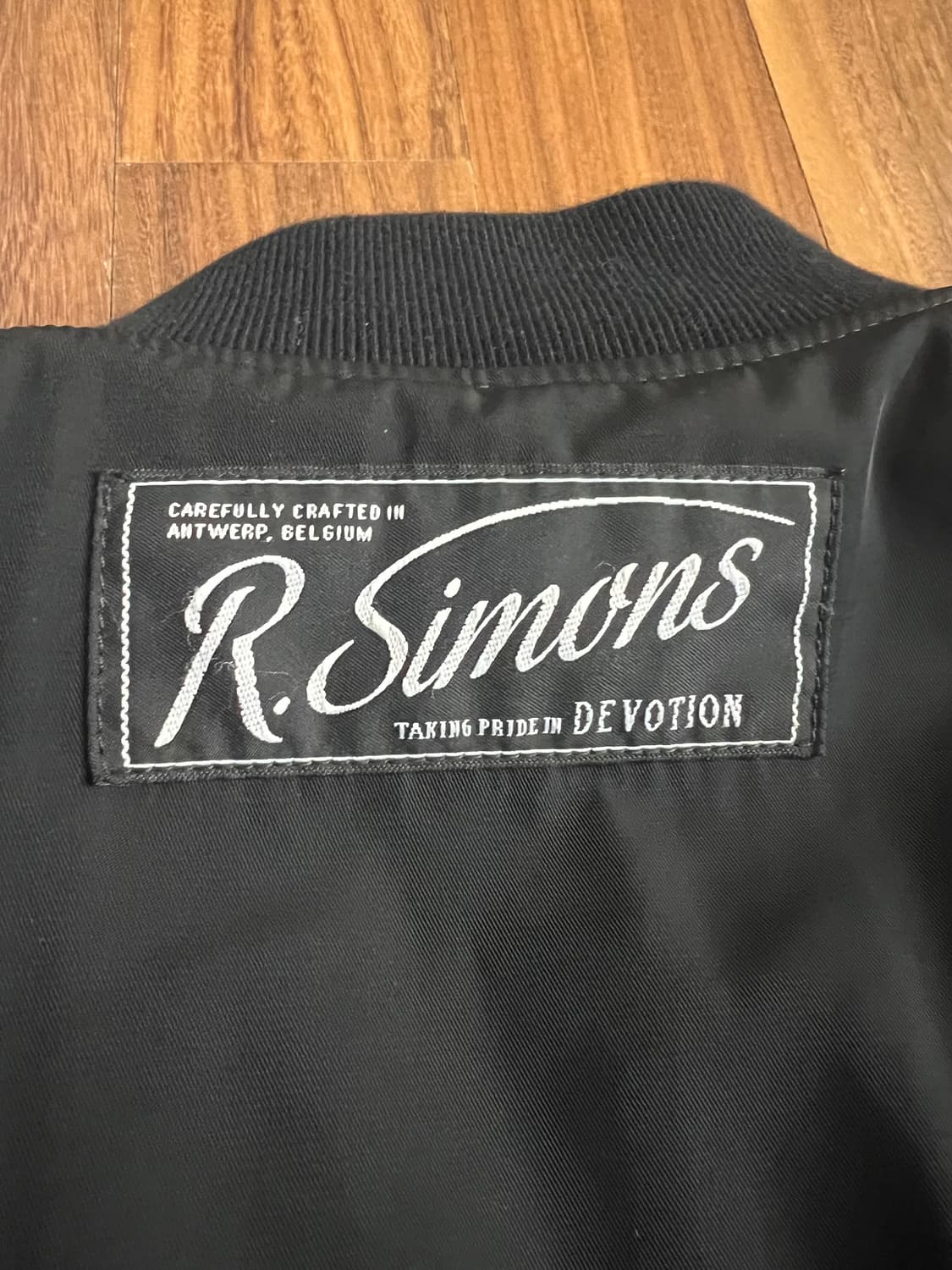 라프시몬스 고딕 오버사이즈 봄버 자켓 46 사이즈 상품이미지9