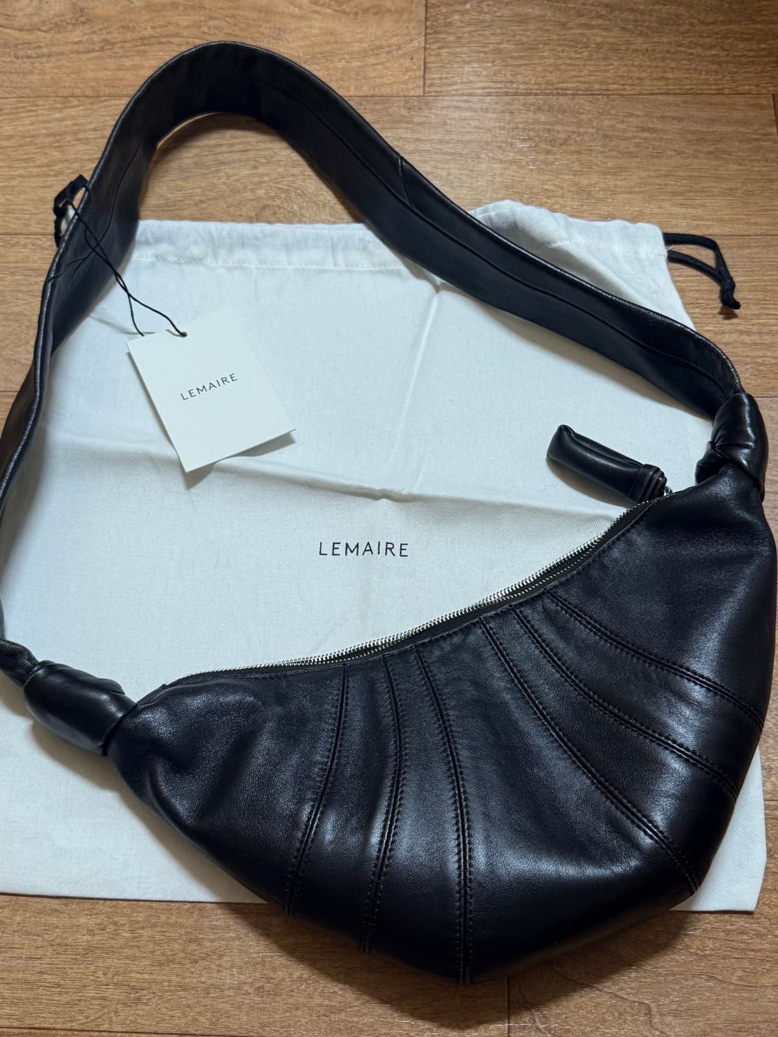 르메르 크루아상백 스몰 양가죽 다크초코 상품이미지1