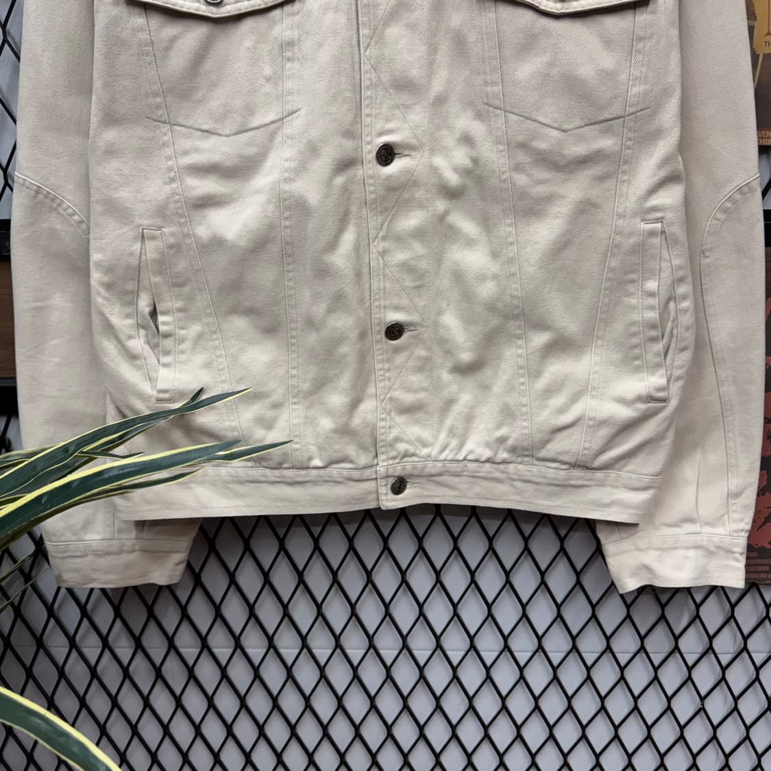90s ITA VINTAGE 데님 트러커자켓 전면 투포켓 포인트 아이보리 상품이미지4