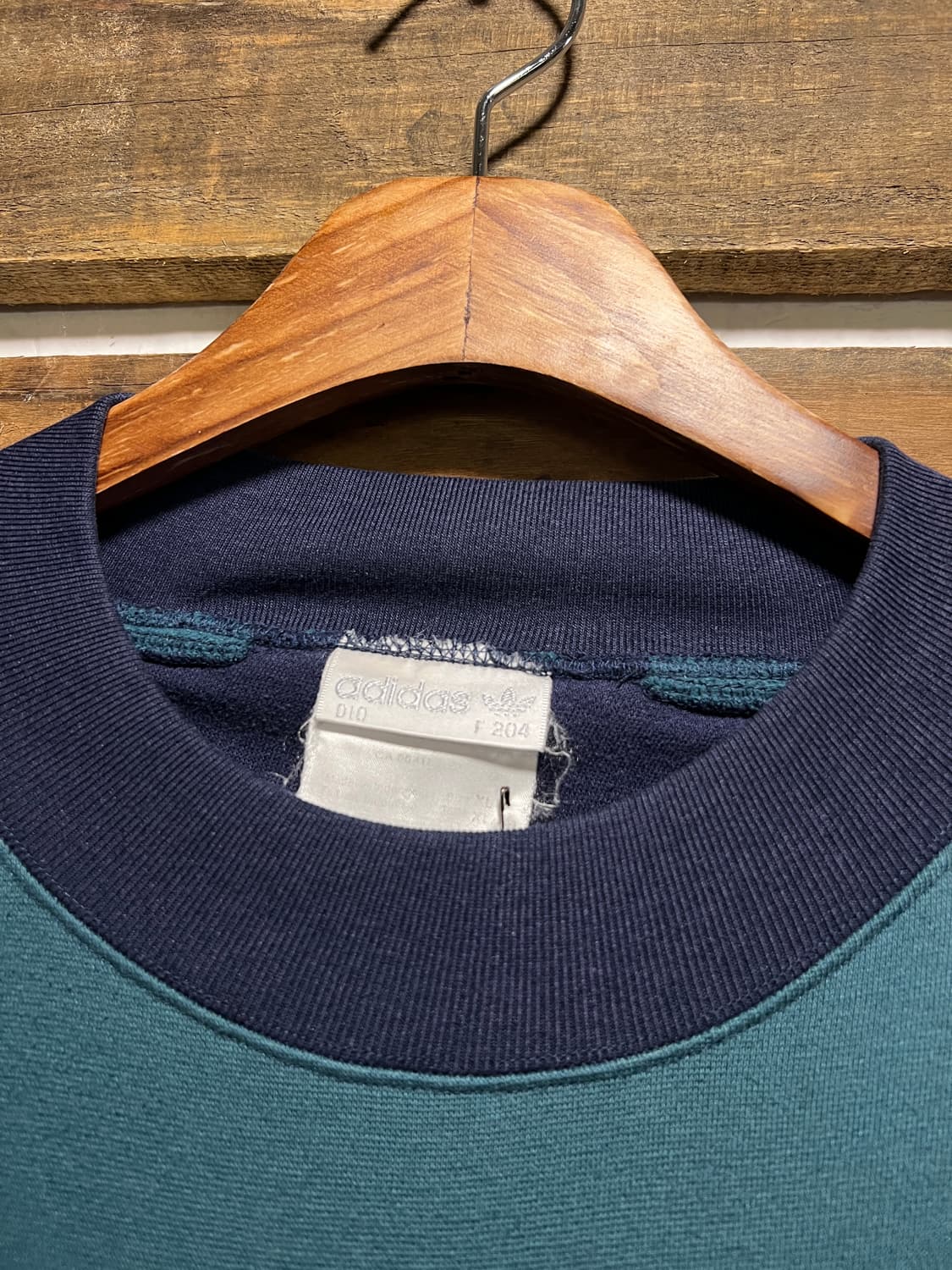 [XL]80's 아디다스 스펠아웃 멀티컬러 오버핏 스웻셔츠 상품이미지2