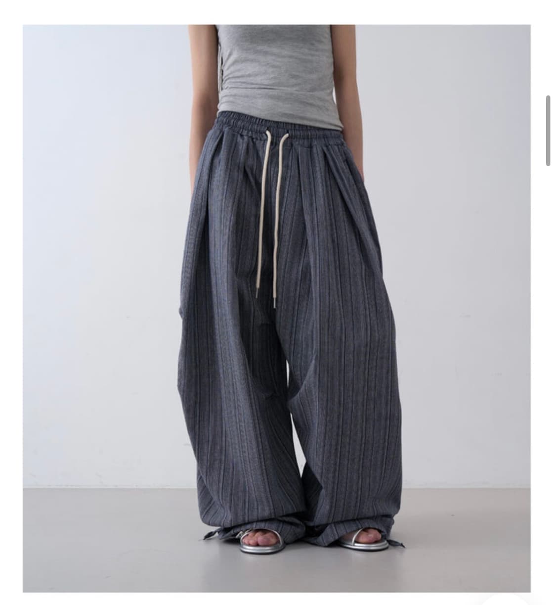 로웨어 ice stripe linen pintuck pants 린넨 바지 상품이미지1