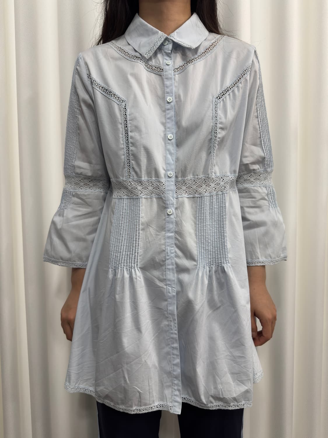 blue lace shirt 상품이미지1