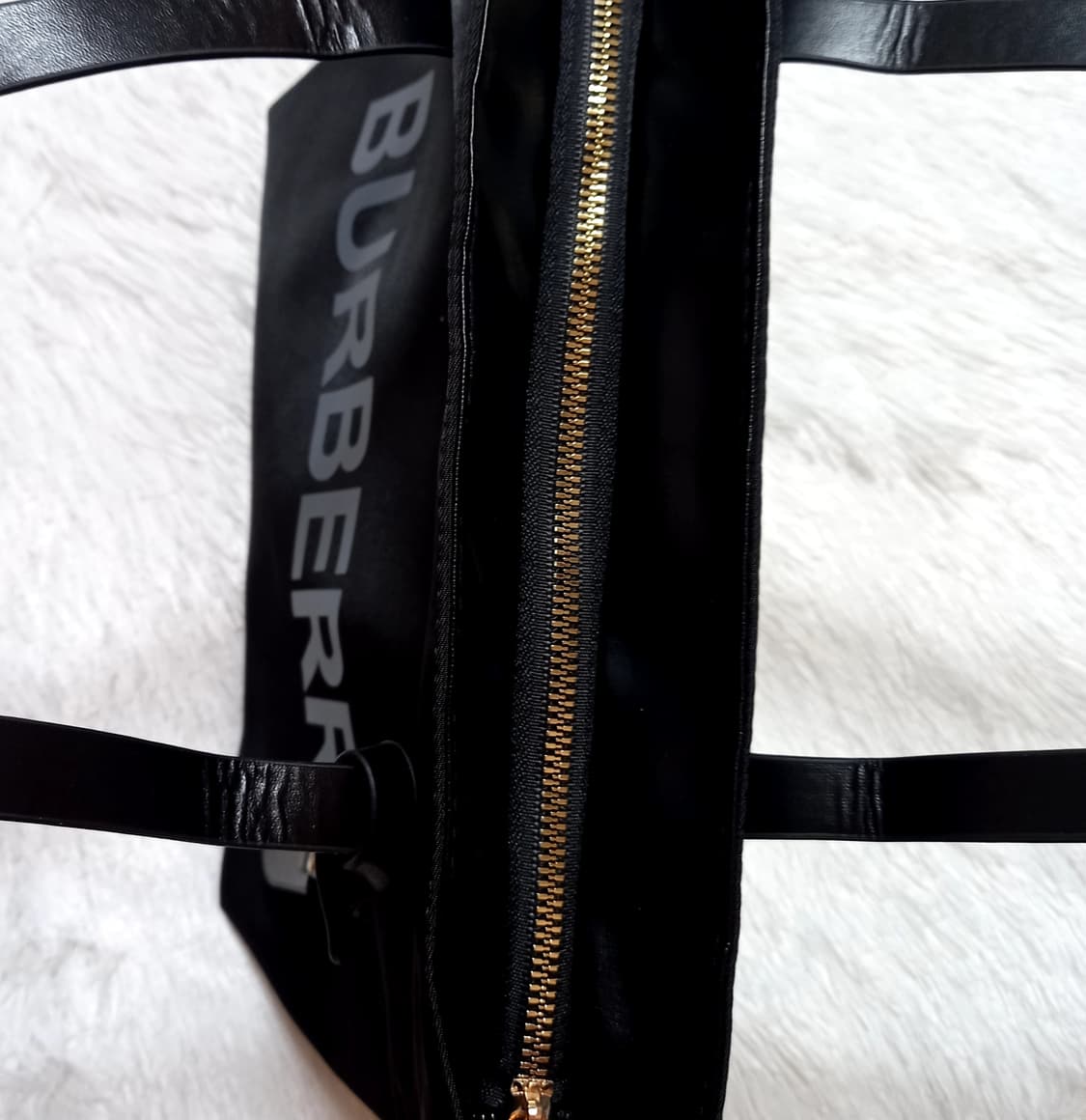 버버리 가방 상품이미지3