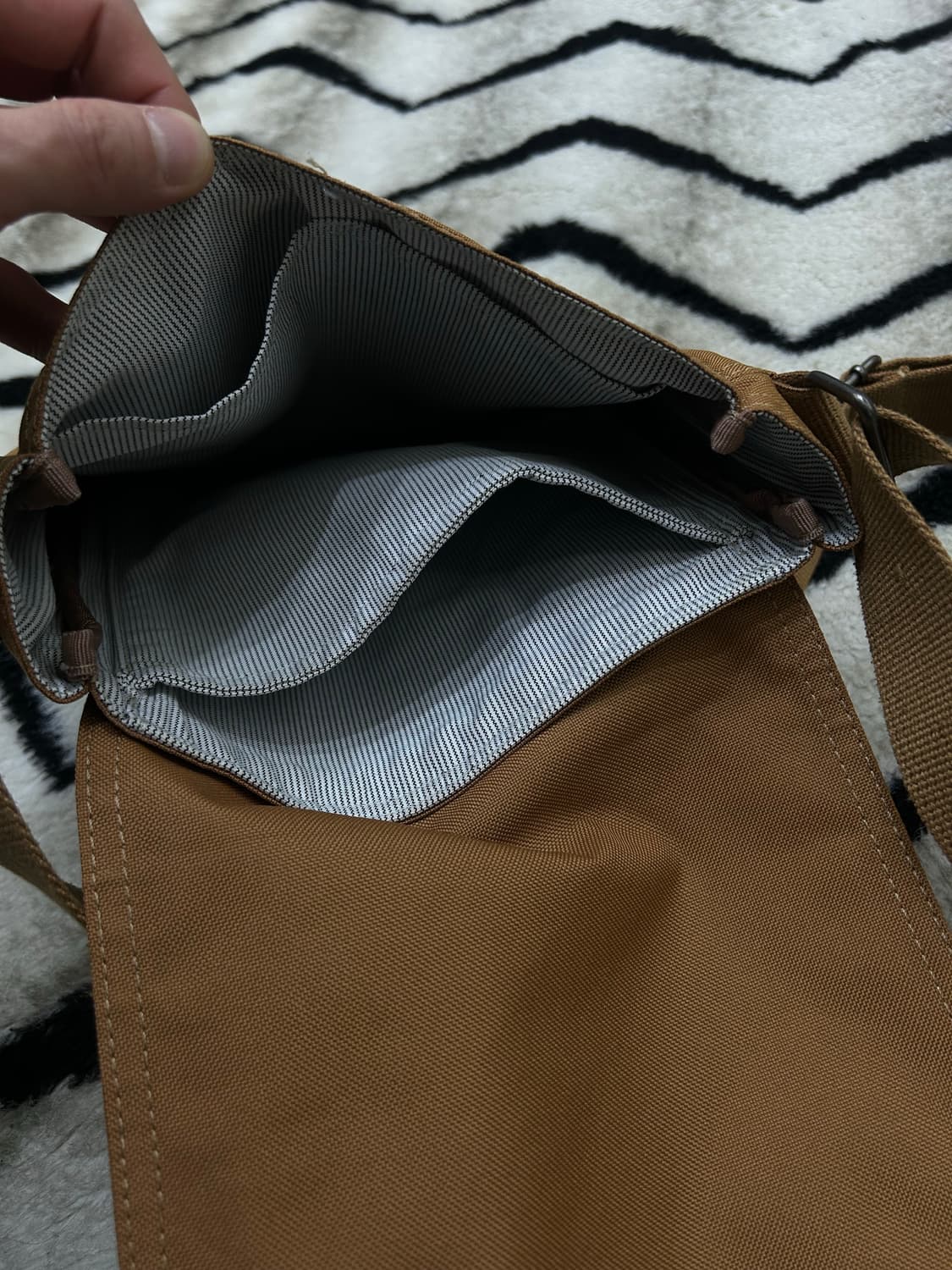 칼하트 크로스 바디백/브라운 상품이미지5