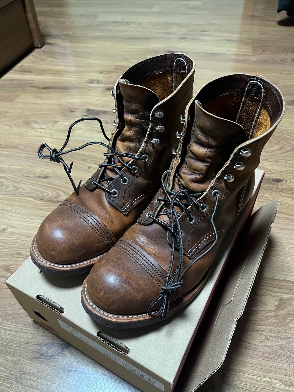 레드윙 아이언레인저 8085 8.5(265) 상품이미지1