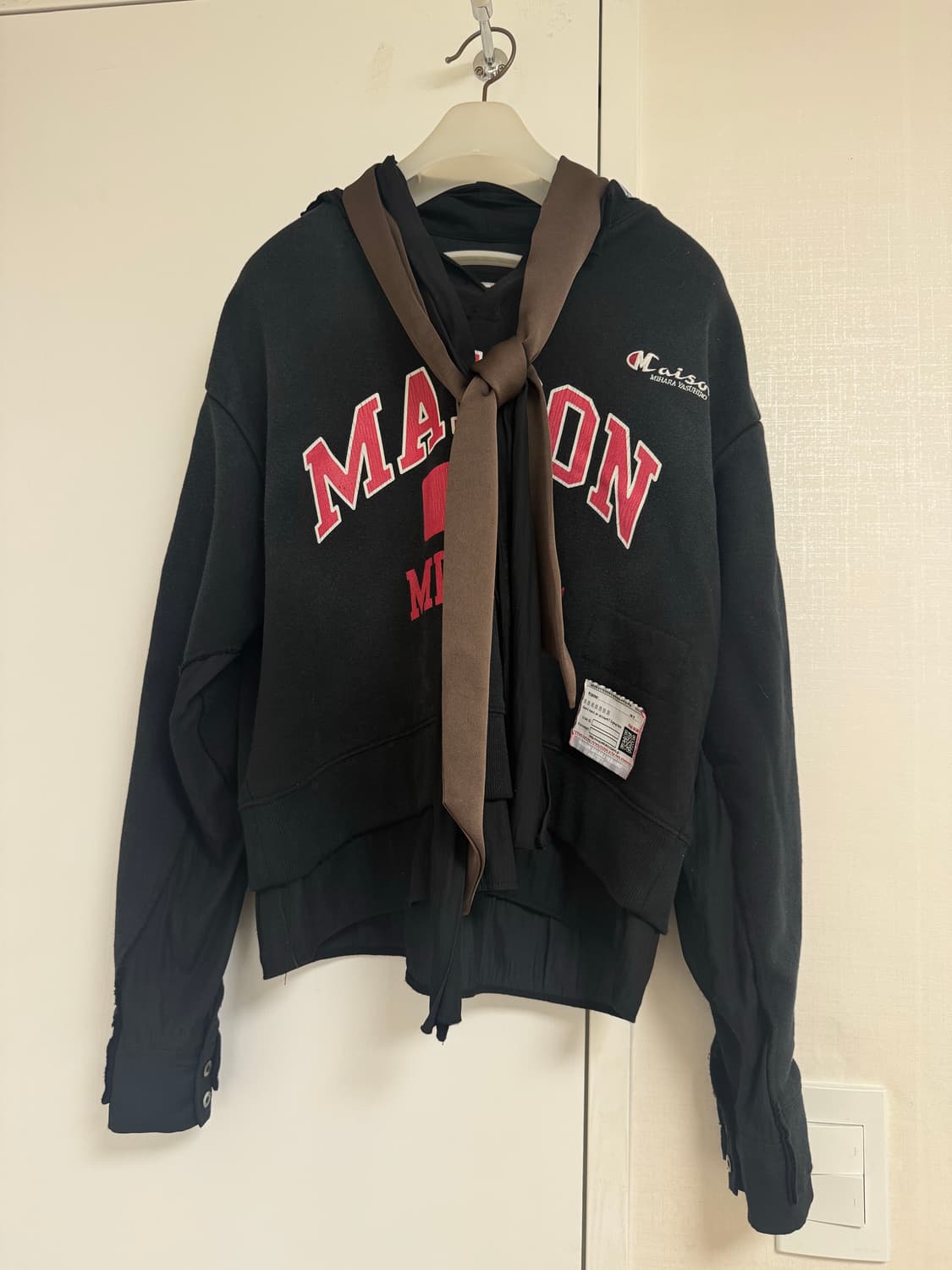 미하라 야스히로 우먼즈 맨투맨 + 스카프 세트 상품이미지4