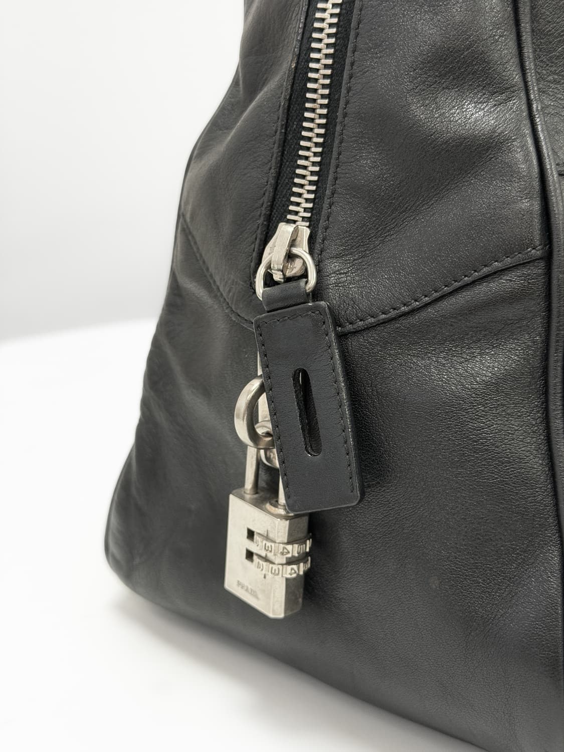 프라다 레더 볼링백 상품이미지9