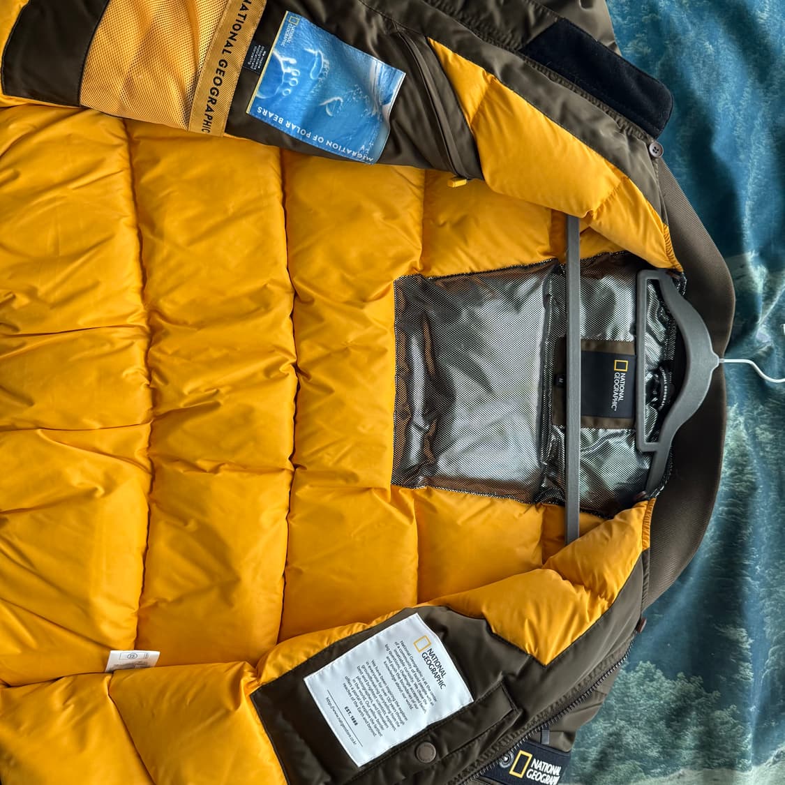 NATIONAL GEOGRAPHIC BOMBER JACKET 상품이미지3