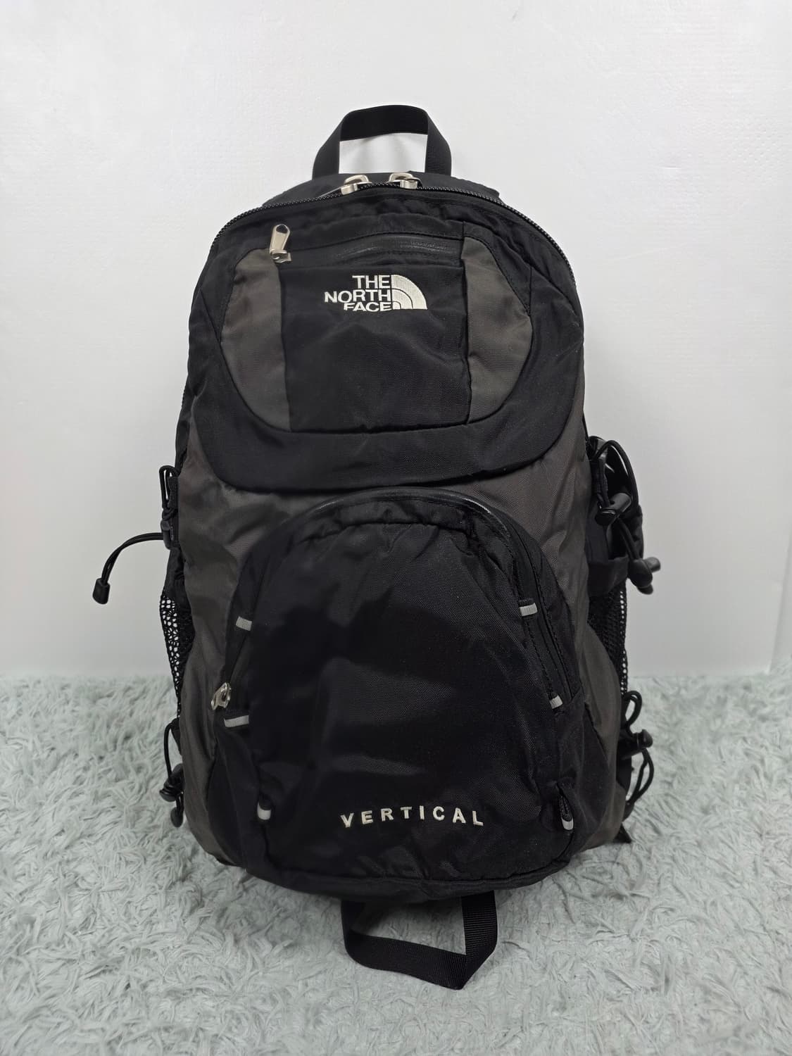 노스페이스 버티컬 백팩 31리터 상품이미지1