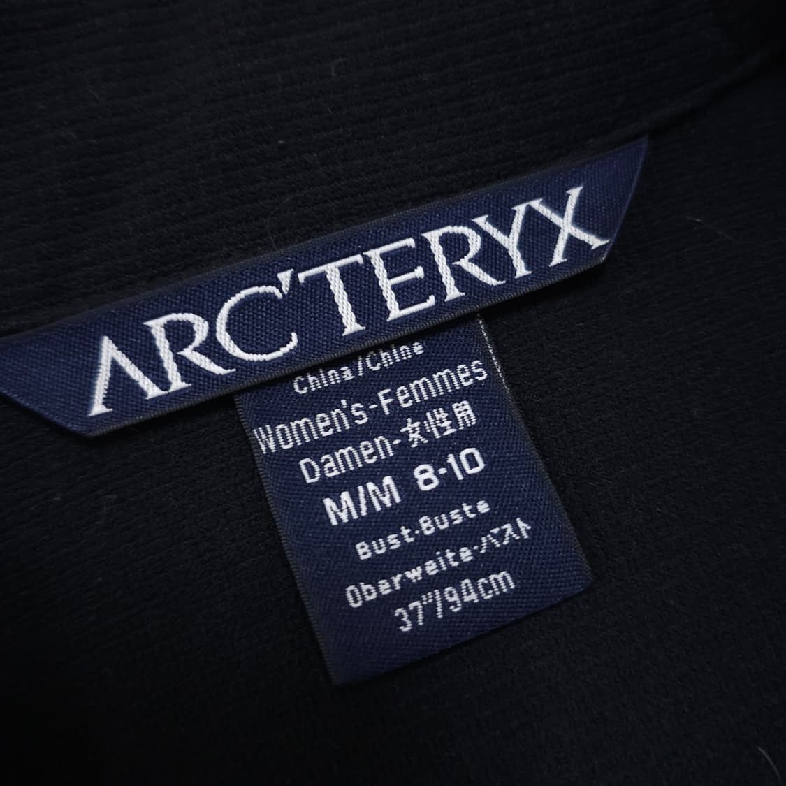 아크테릭스 90'S OG 소프스쉘 자켓 상품이미지4