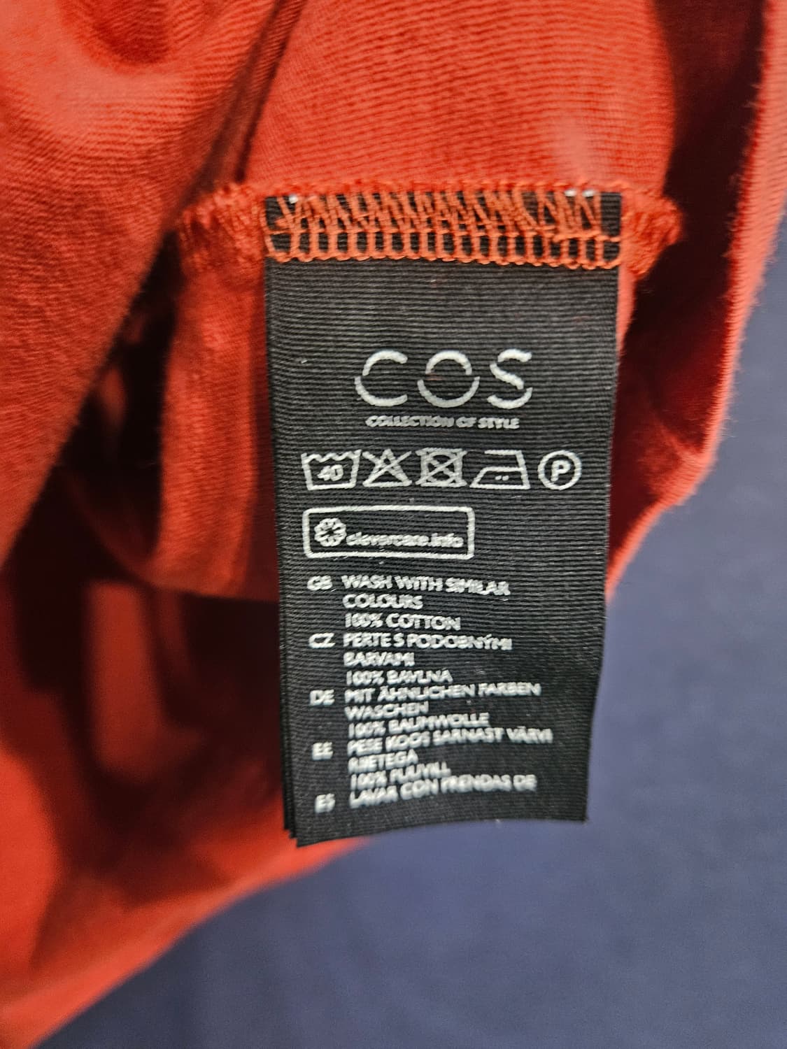 코스 다크레드 남성 슬림핏 100 반팔티  상품이미지7