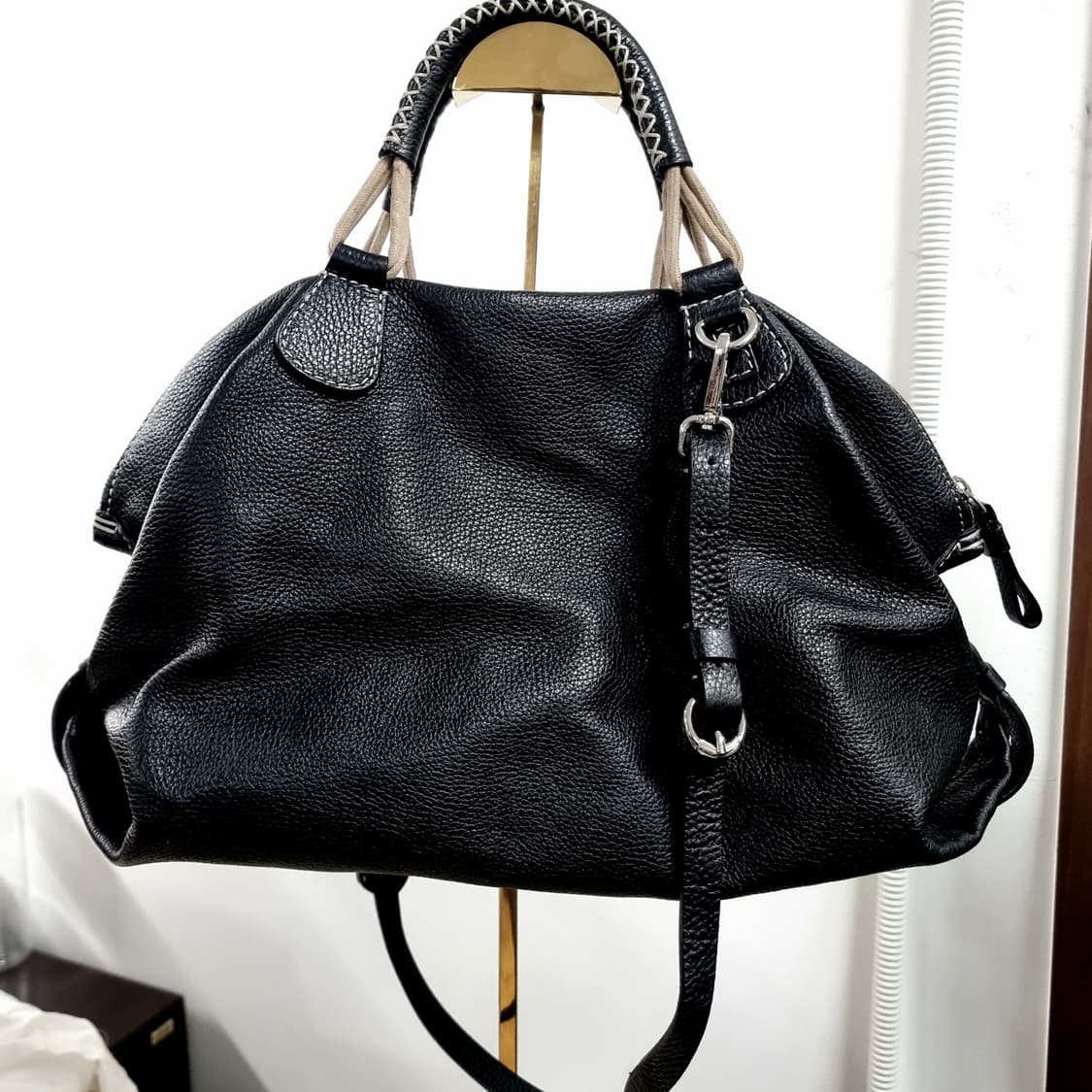 다니엘에스떼 소가죽100 토트백 숄더백 가방 /상태최상 (구매가94만) 상품이미지4