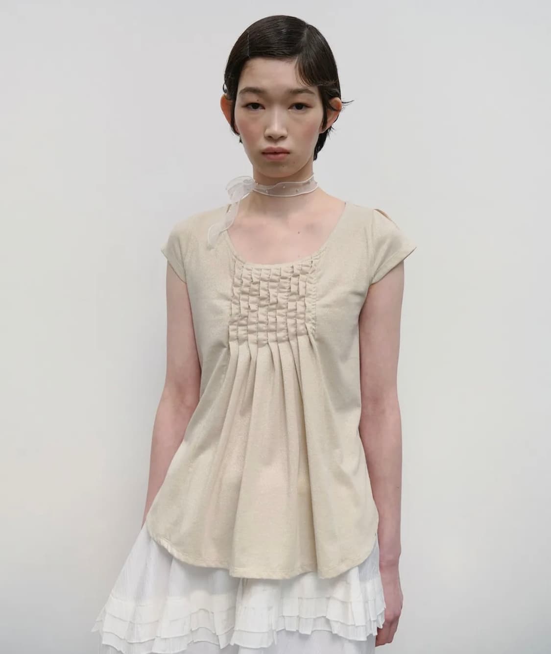 타입서비스 Ruffled Sleeve Cut Out Top [Beige] 상품이미지1