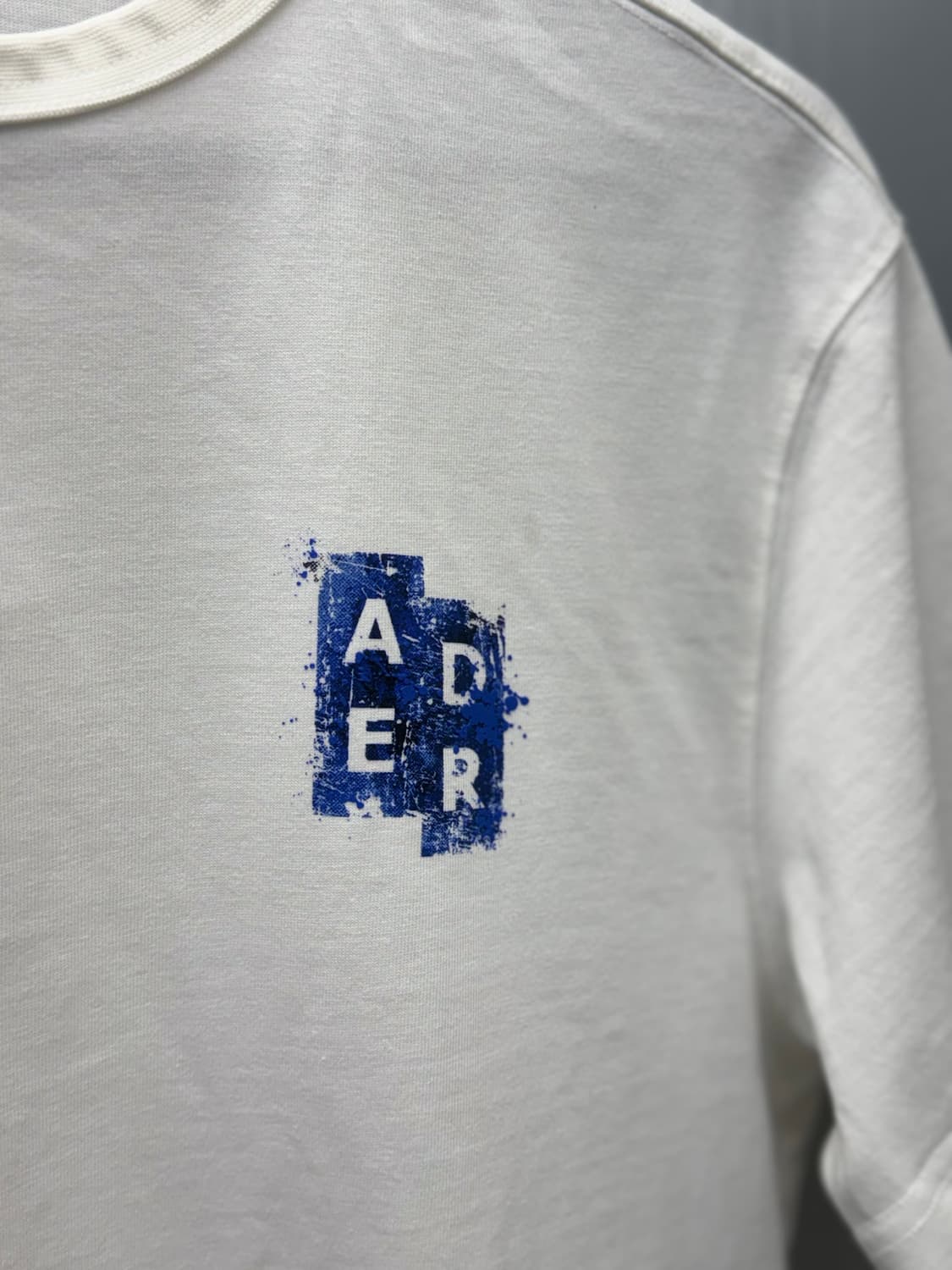 Ader Error 아더에러 시그니피컨트 TRS 태그 화이트 색상 반소매 상품이미지7