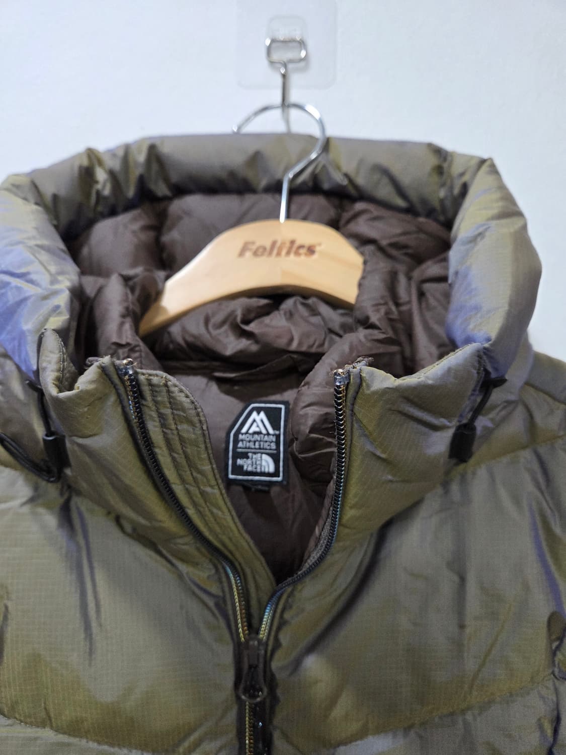 노스페이스 1211-11 마운틴 덕다운패딩 95 Y2K 투톤컬러 여성 상품이미지4