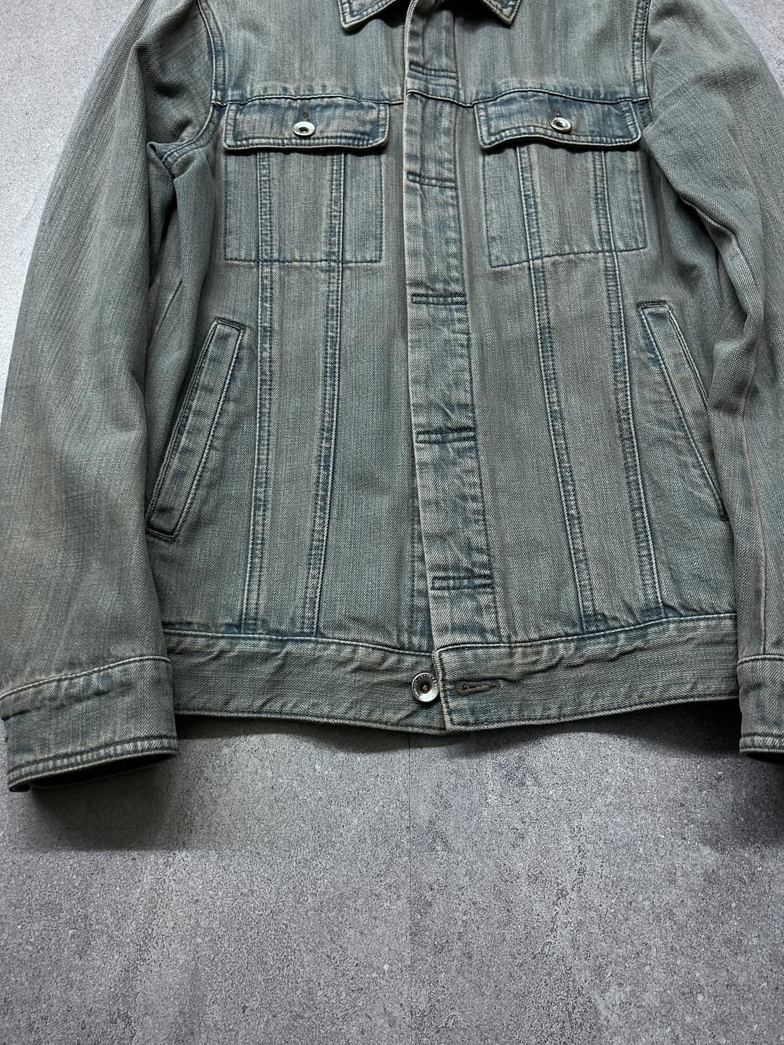 카이 아크만 워싱 트러커 데님 자켓 상품이미지6