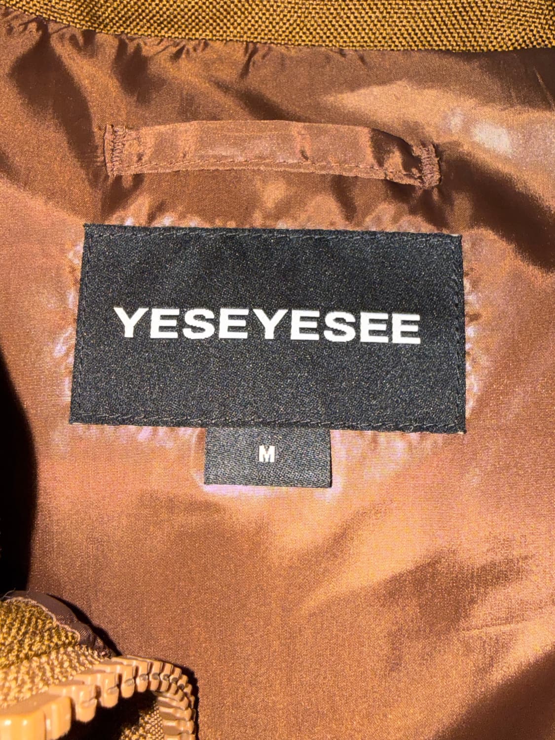 yeseyesee Hoolignas Down Vest Brown 상품이미지4