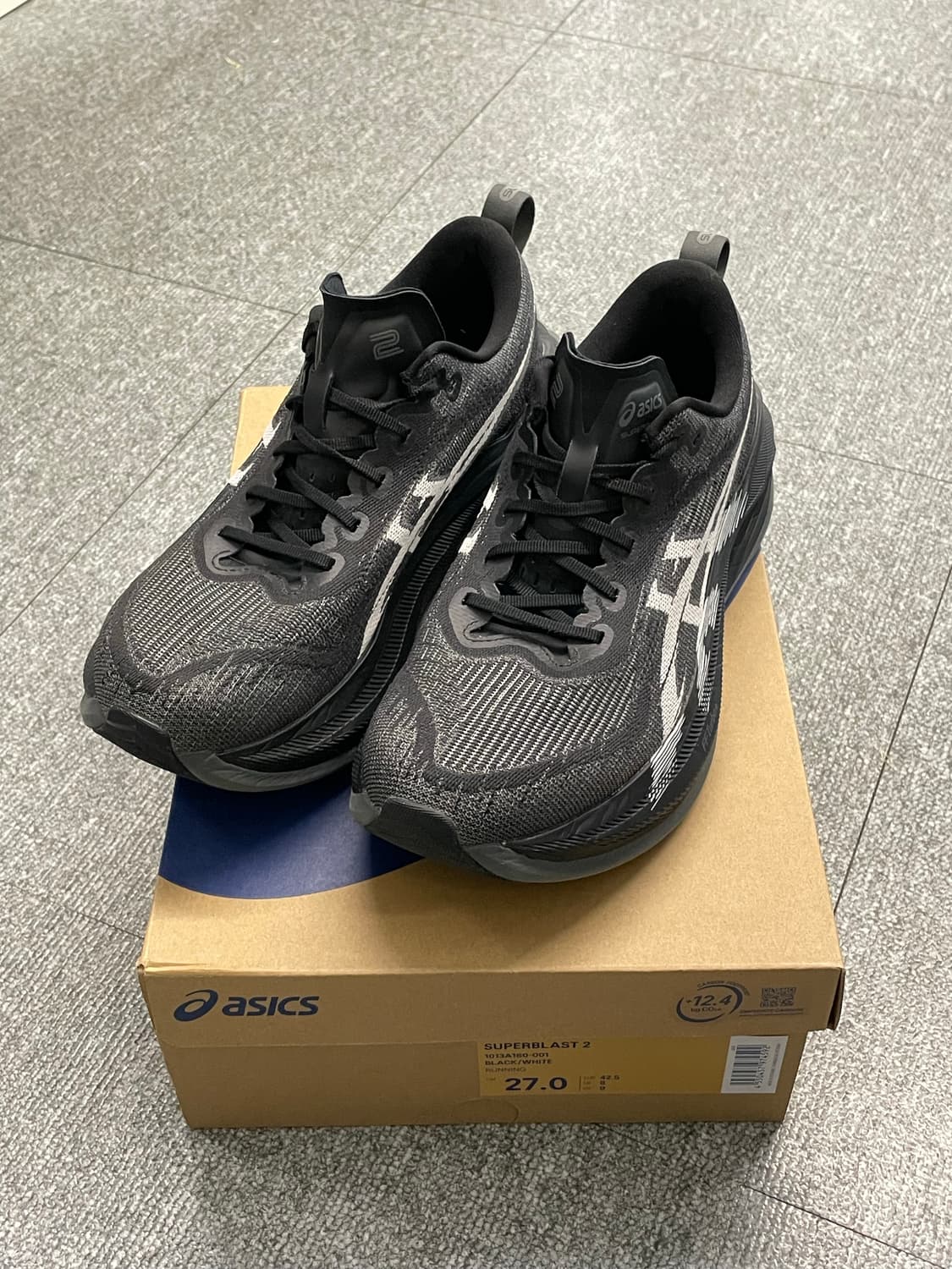 아식스 러닝화 슈퍼블라스트2 블랙 270 1회 착용 신동급 박스풀 상품이미지2