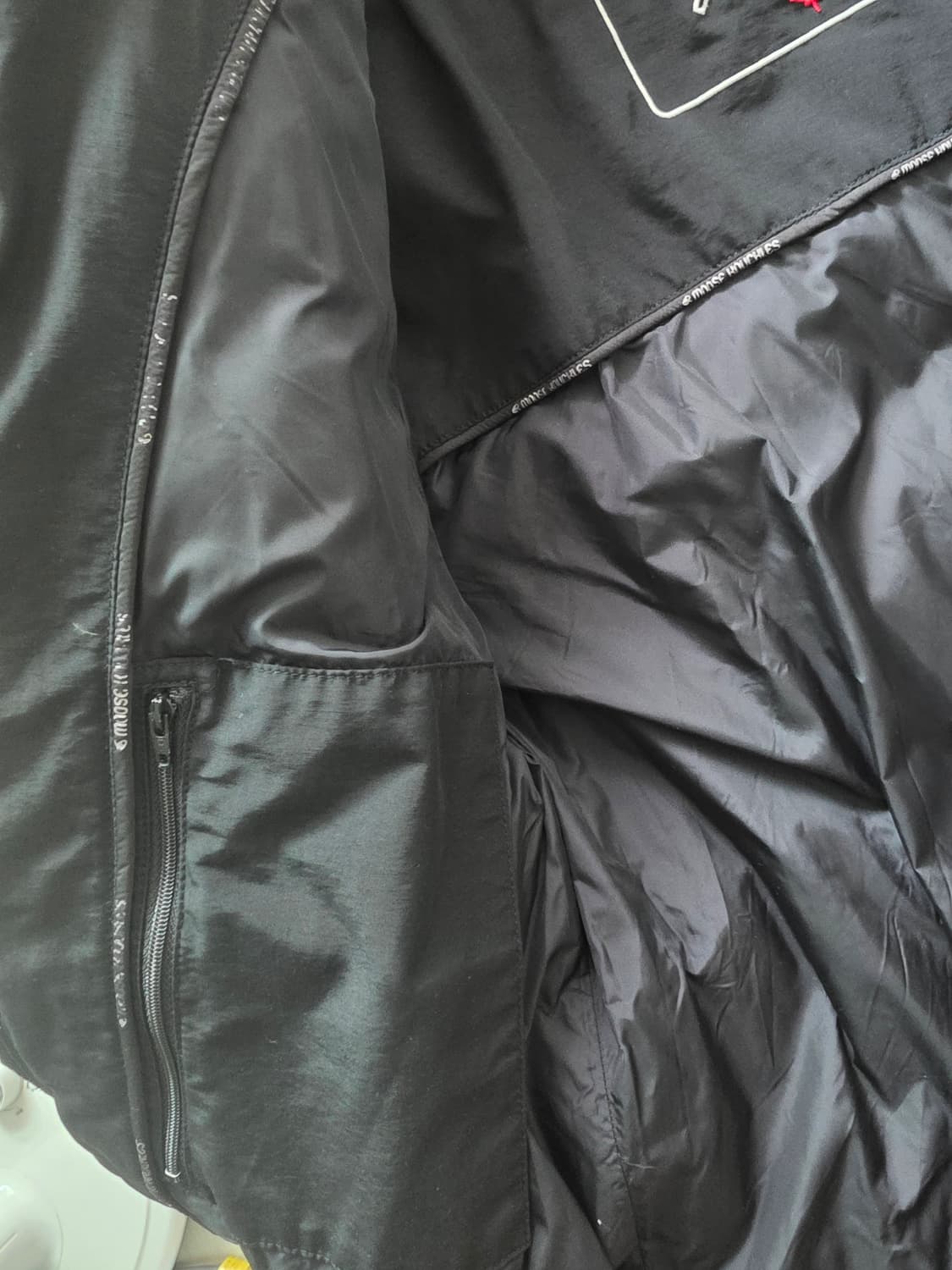 ✔️ 무스너클(Moose Knuckles)  L 사이즈 패딩입니다. 상품이미지8