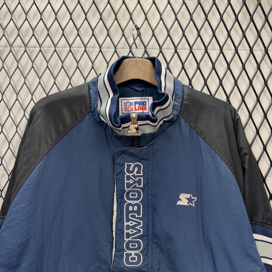 90s 스타터 X 댈러스 카우보이즈 아노락 패딩 점퍼 로고 디테일 네이비 상품이미지3