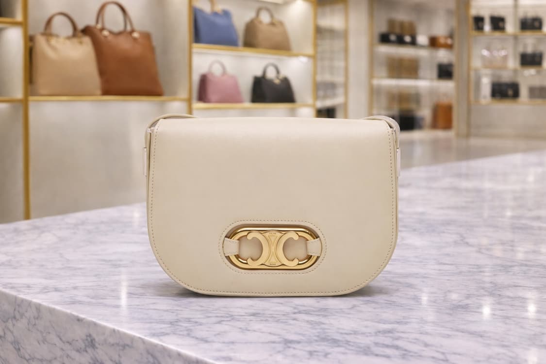 [S급] 셀린느 메일론 트리오페 크로스백 판매합니다!!! 상품이미지1