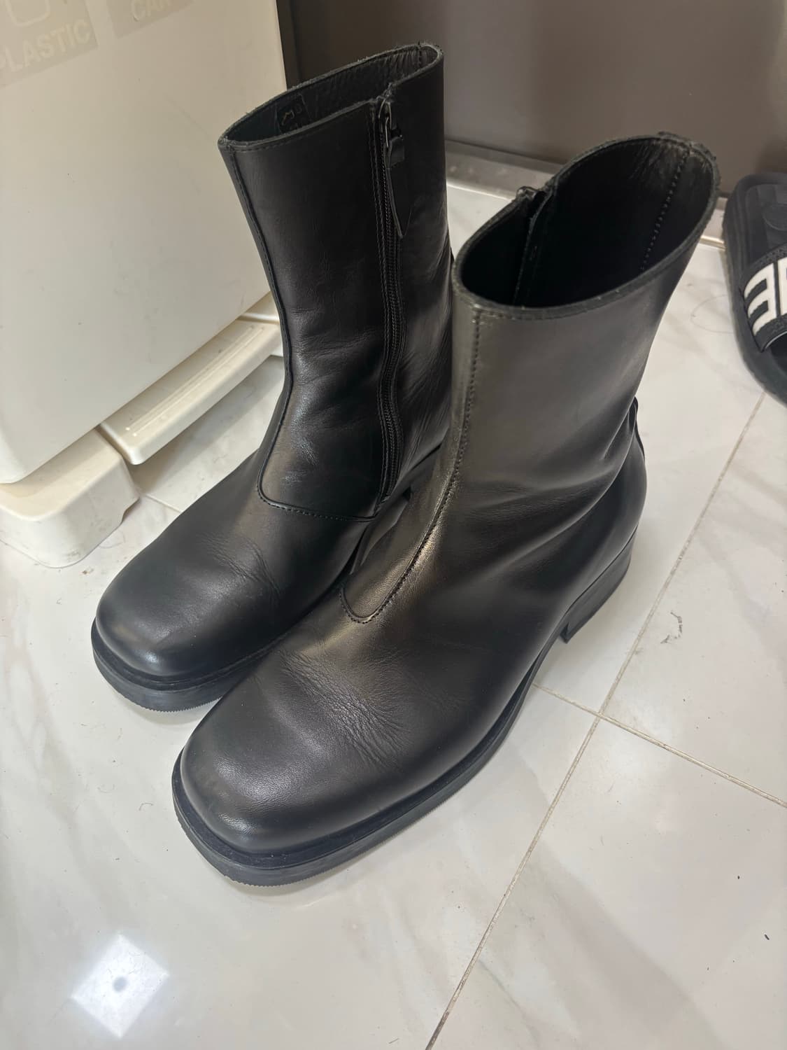 아워레가시 카미온 블랙 43(280) 상품이미지1