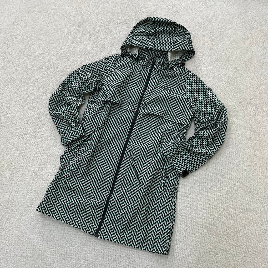 90 마모트 여성 후드 바람막이 0401M 상품이미지1