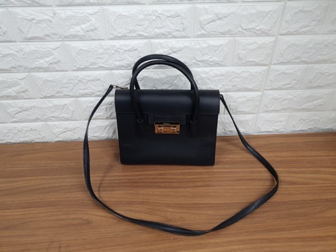 FURLA 훌라 토트백 & 크로스백 상품이미지1