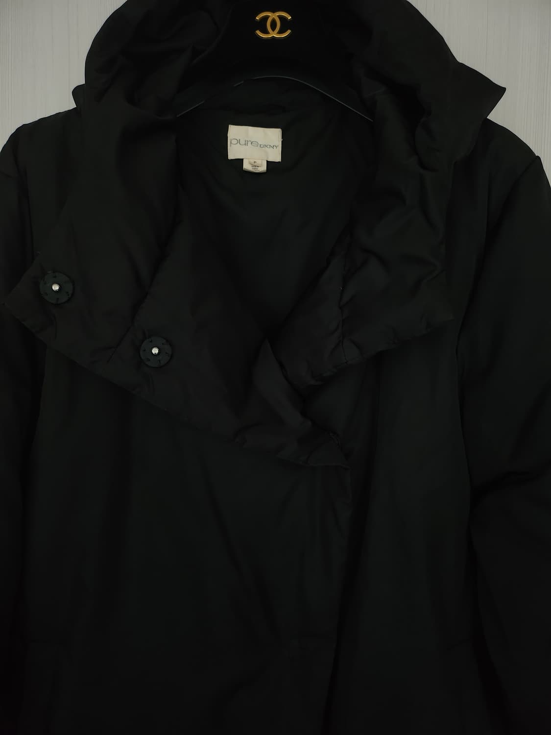 DKNY. 블랙 여성 패딩 코트 상품이미지1