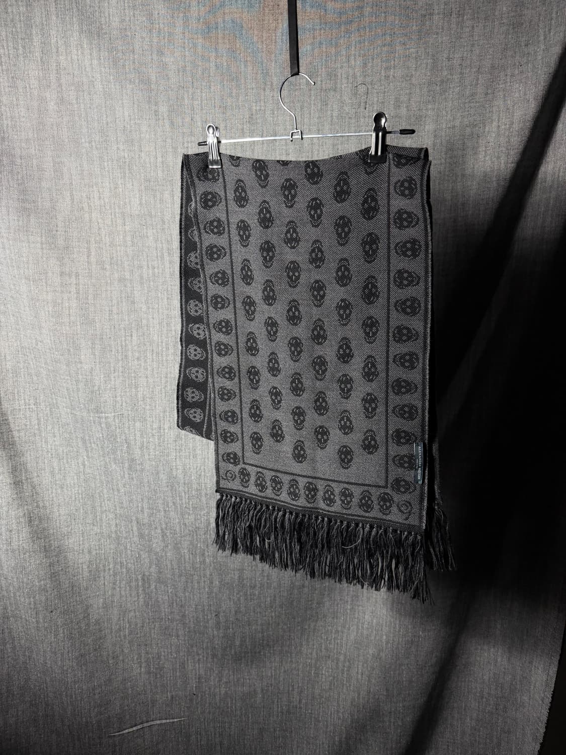 알렉산더맥퀸 스컬 머플러 상품이미지3