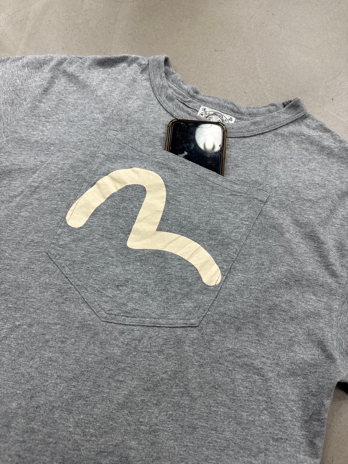 에비수 센터 포켓 반팔티 42 상품이미지2