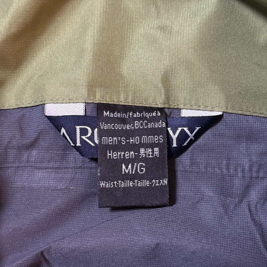 아크테릭스 바람막이 M 상품이미지9