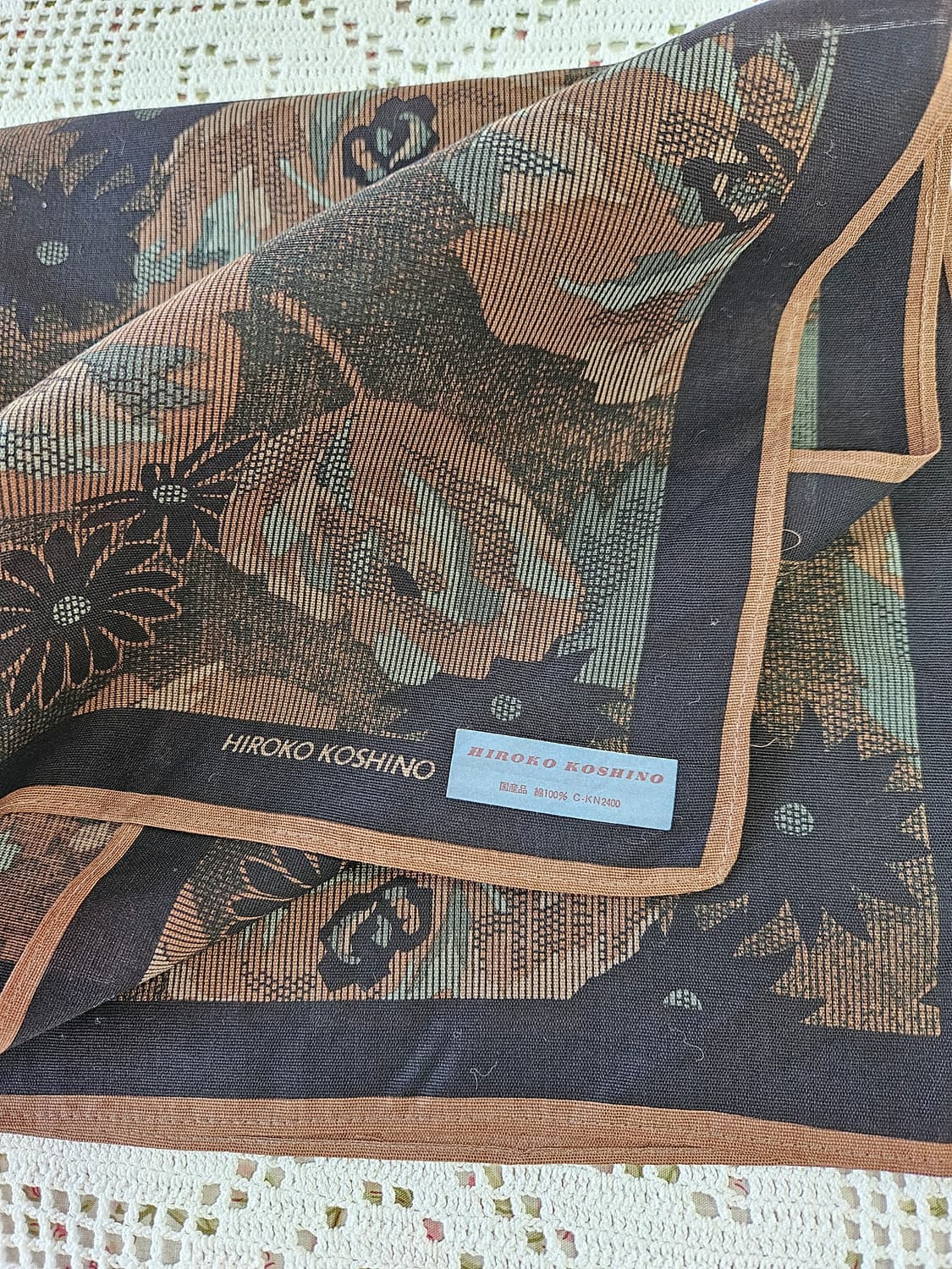 HIROKO KOSHINO 플라워 아트 패턴손수건 상품이미지4