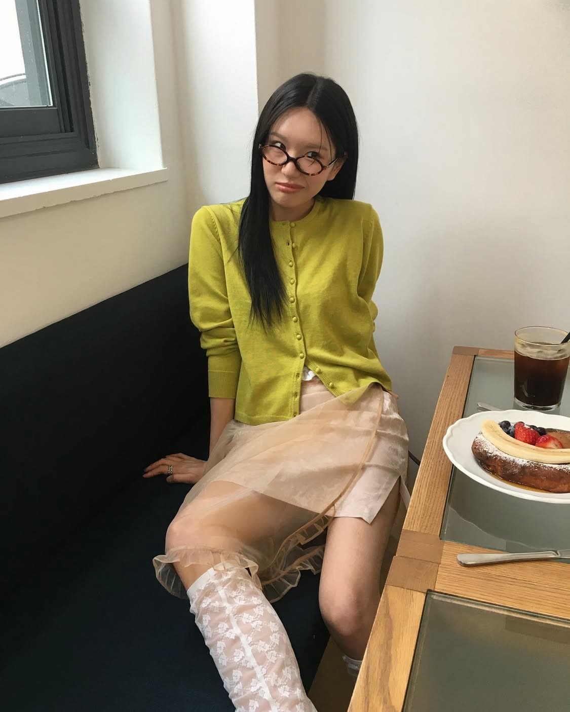 룩캐스트 사라버튼니트가디건 올리브그린 상품이미지1