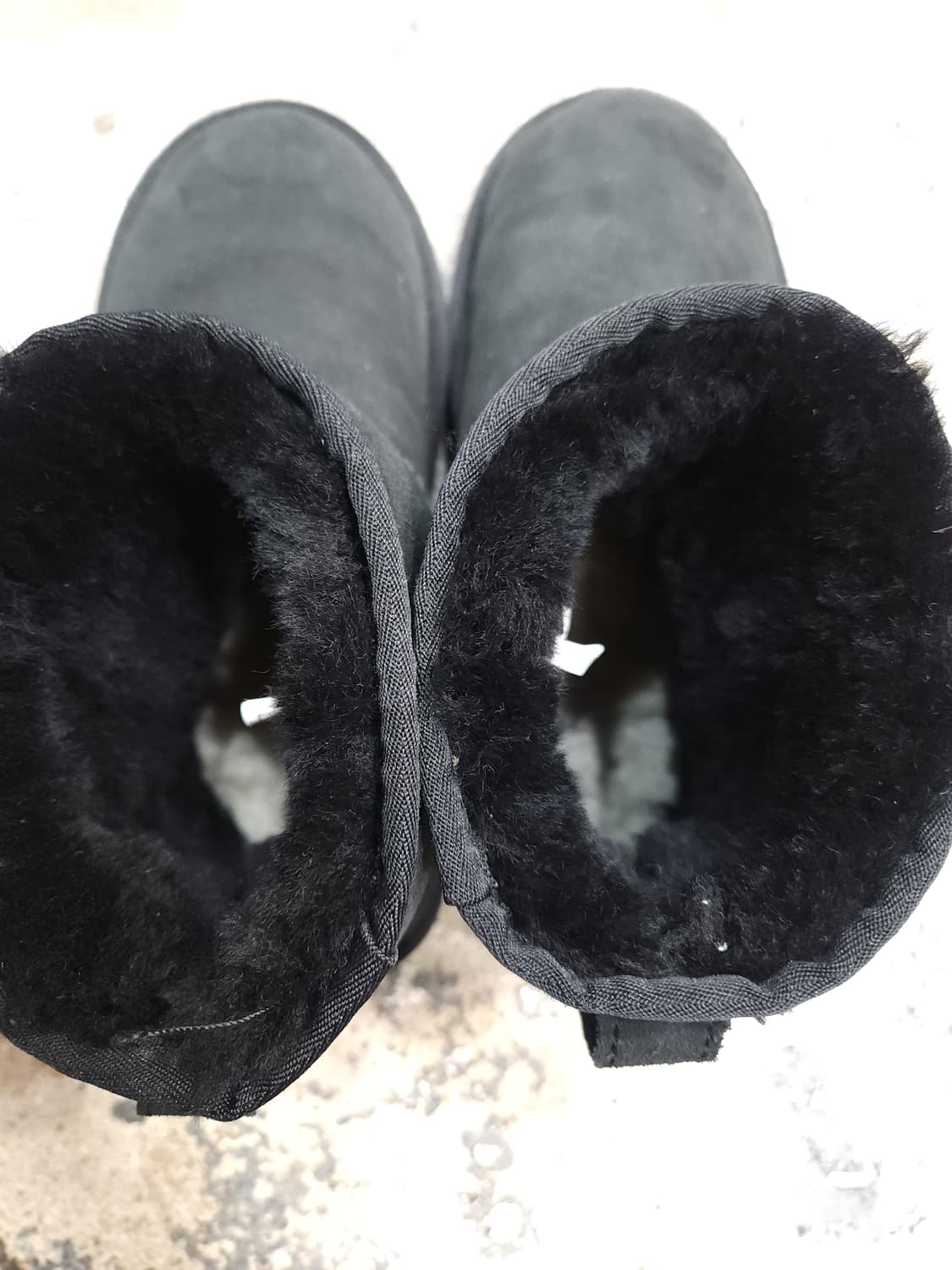 어그 블랙 클래식 부츠 230mm

 상품이미지5