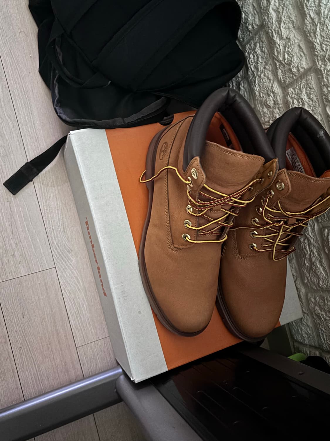 팀버랜드 6인치 레이스업 베이직 부츠 위트 브라운-와이드 상품이미지3