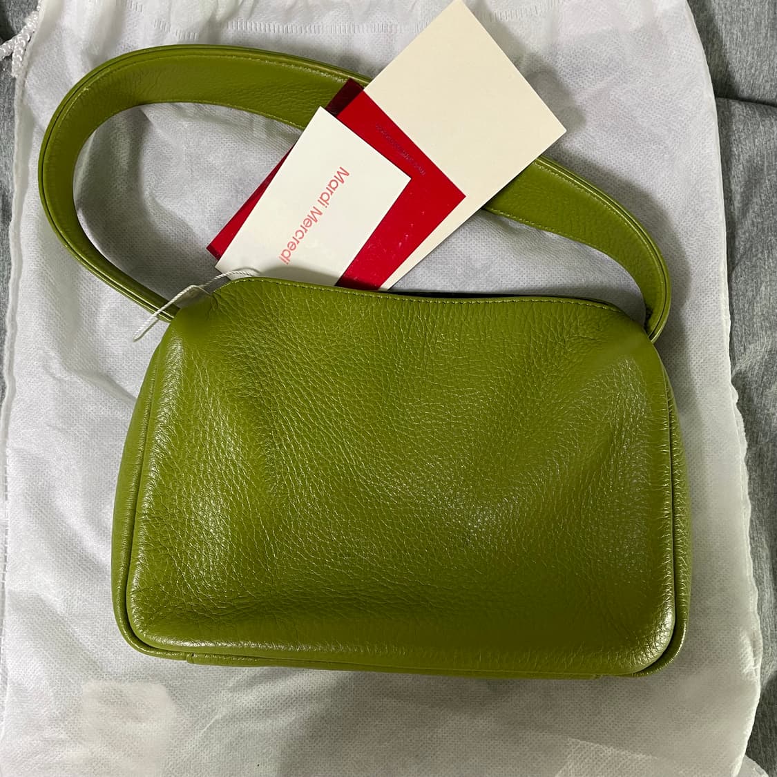 마르디 메크르디 파니니백 토트 올리브 상품이미지3