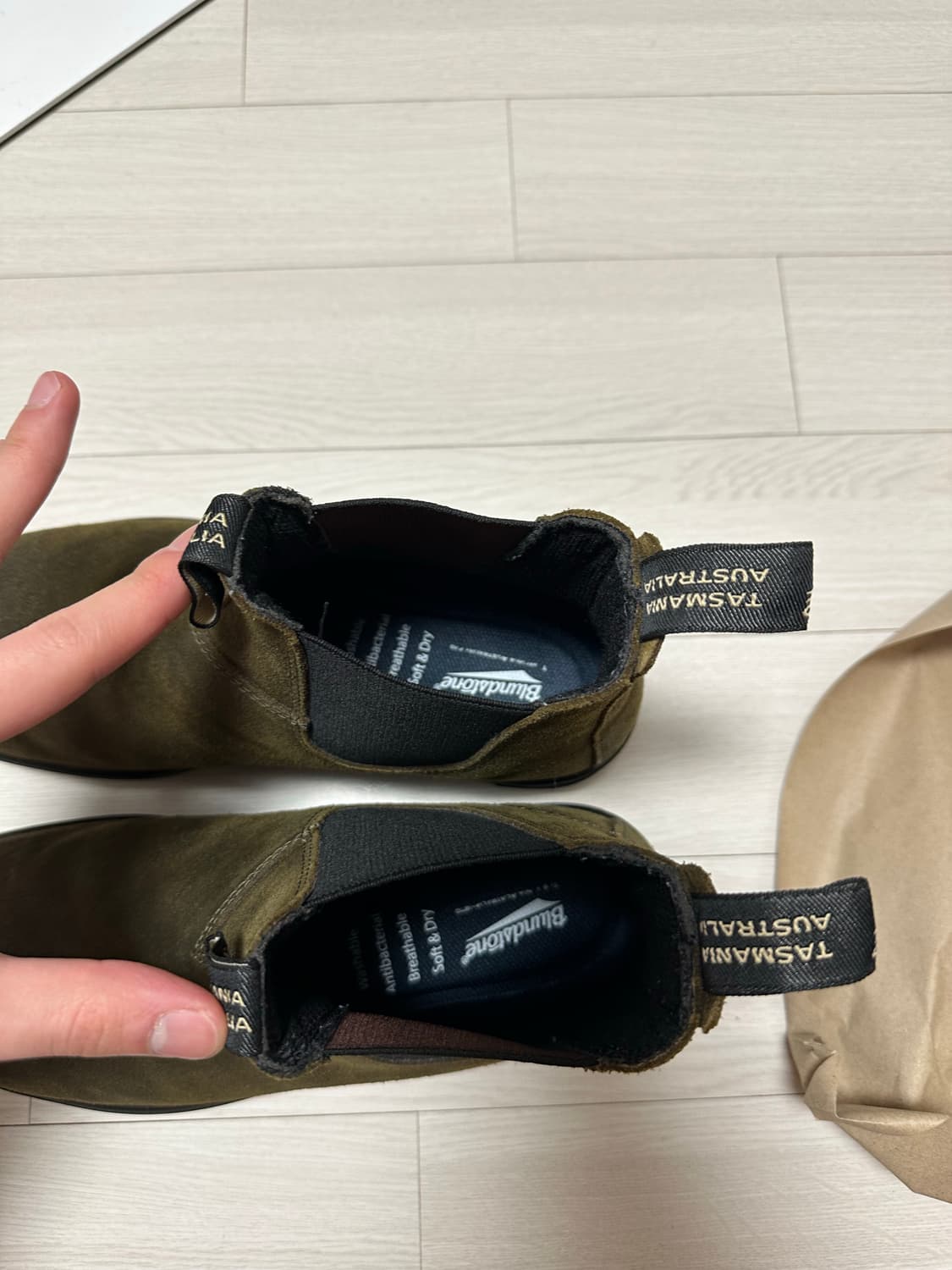 블런드스톤 1615 다크올리브 au9 사이즈 팝니다 상품이미지5