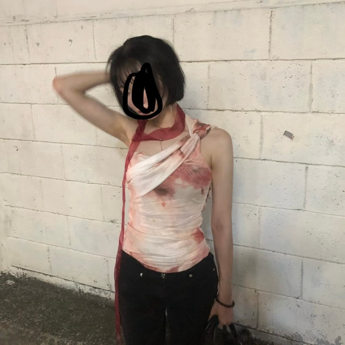 피아오량 one shoulder tint shirring top 상품이미지3