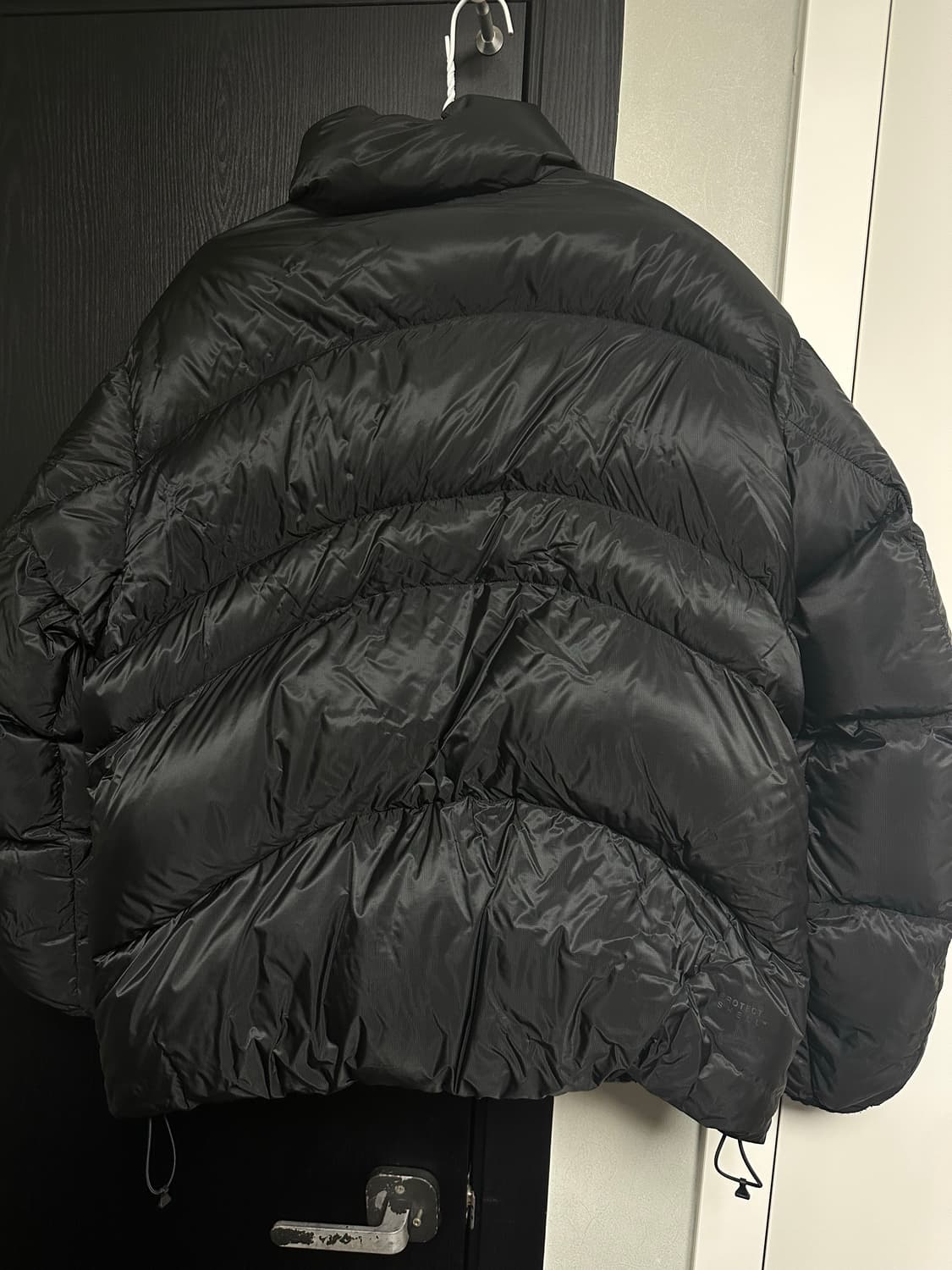 무신사 스탠다드 유러피안 구스 라이트쉘 다운자켓  상품이미지3