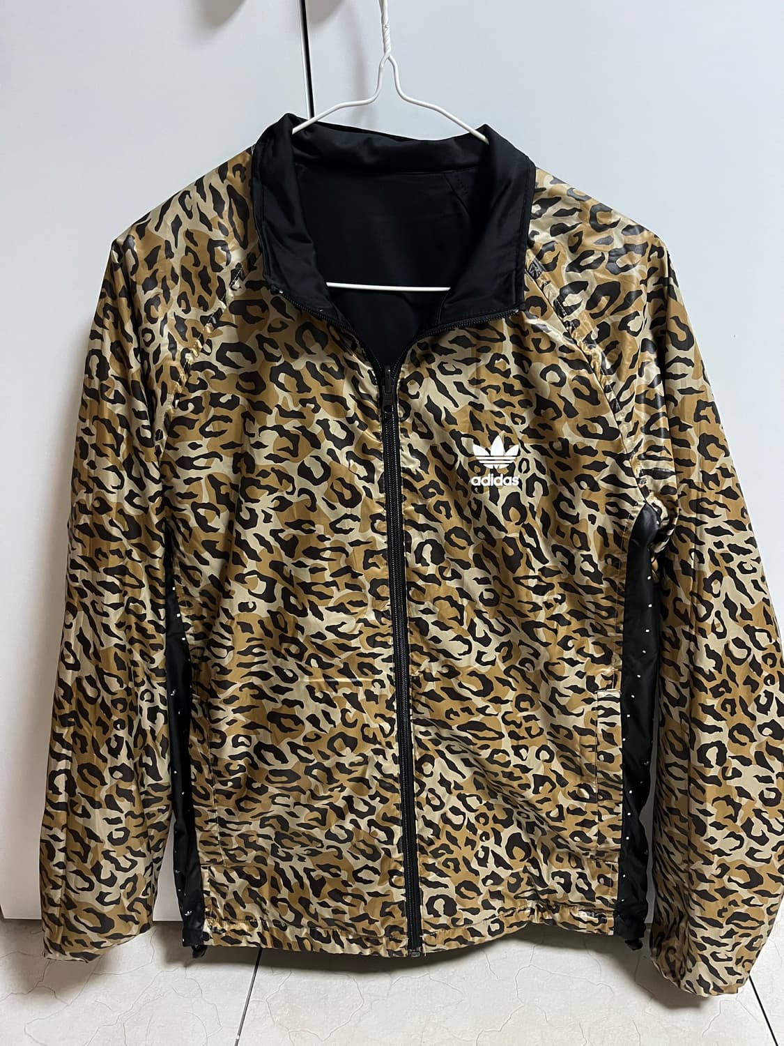 [S급] 아디다스 오리지널스 리버시블 레오파드 트랙 자켓 (90) 상품이미지3