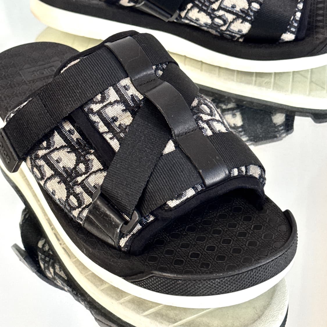 (42) 디올 오블리크 알파 샌들  상품이미지3