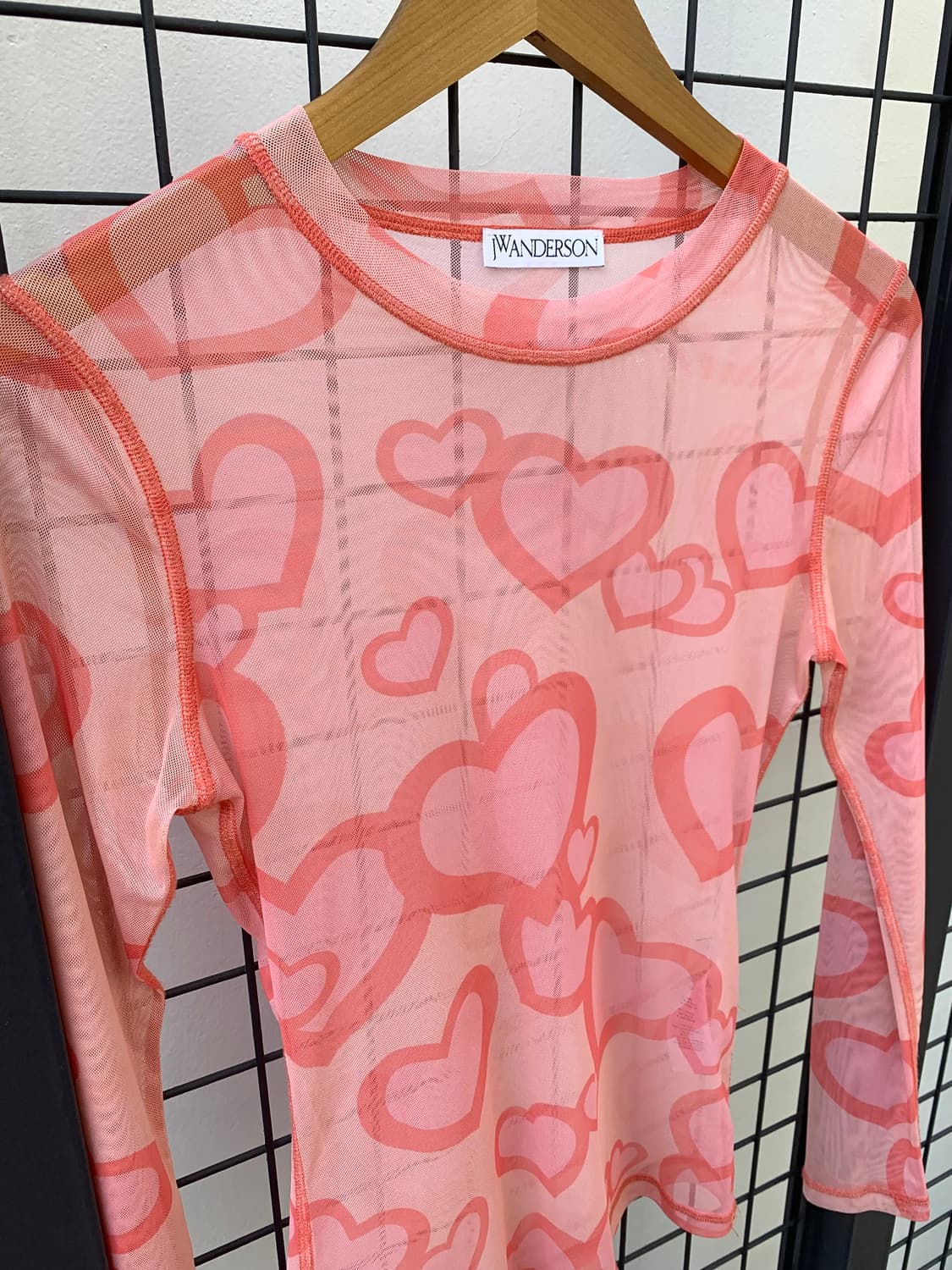 jw앤더슨 x 달려라 하니,  하트 패턴 메쉬 탑 상품이미지3