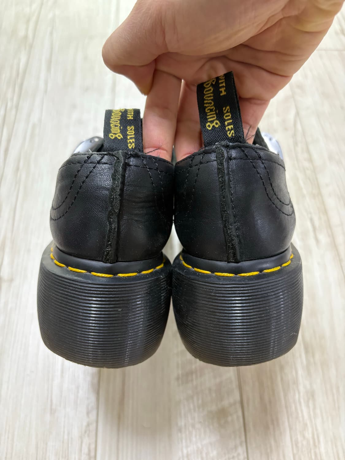 닥터마틴 오클리 블랙 230 상품이미지3