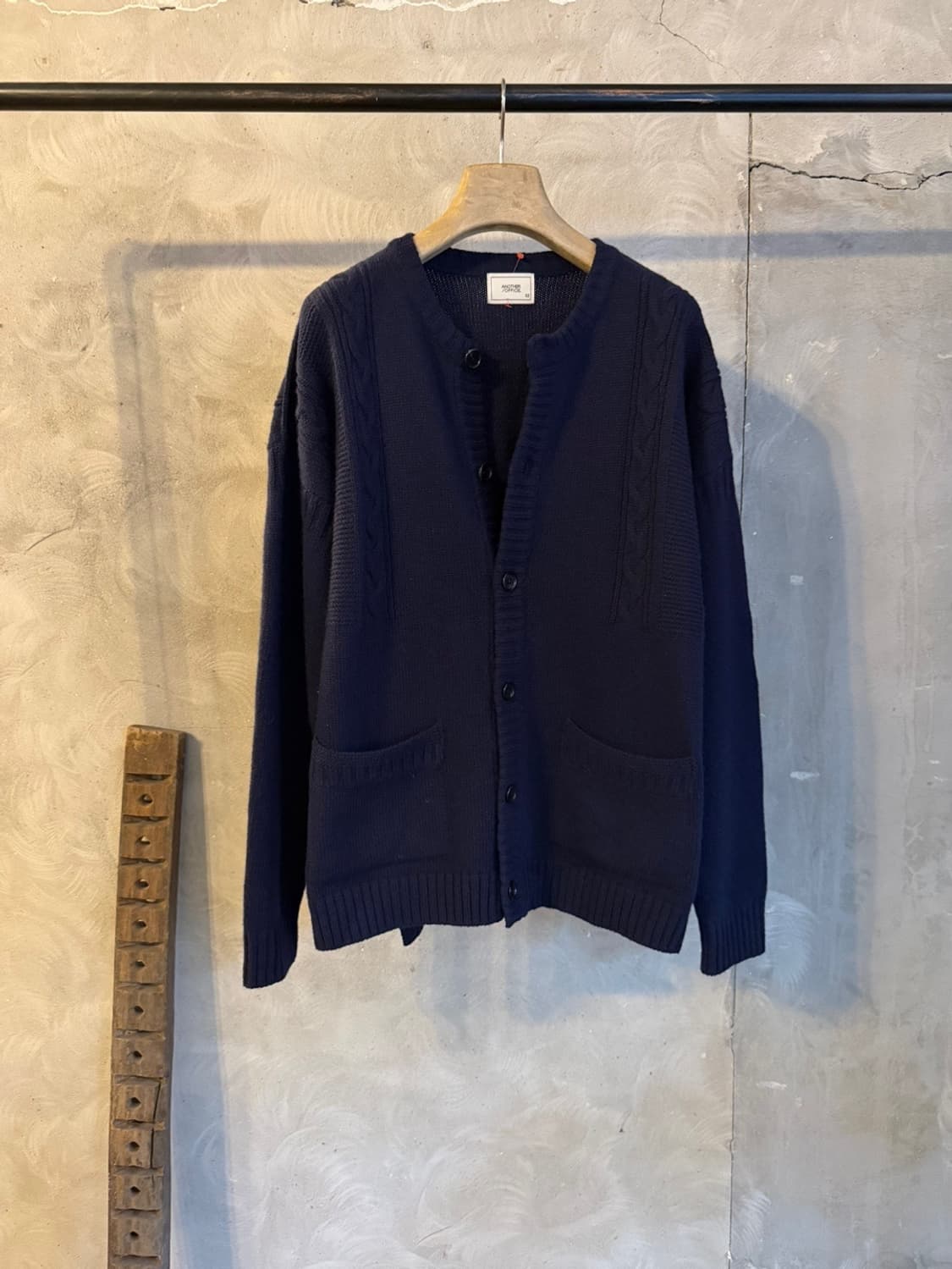 어나더오피스 니트 가디건 남성100 상품이미지1