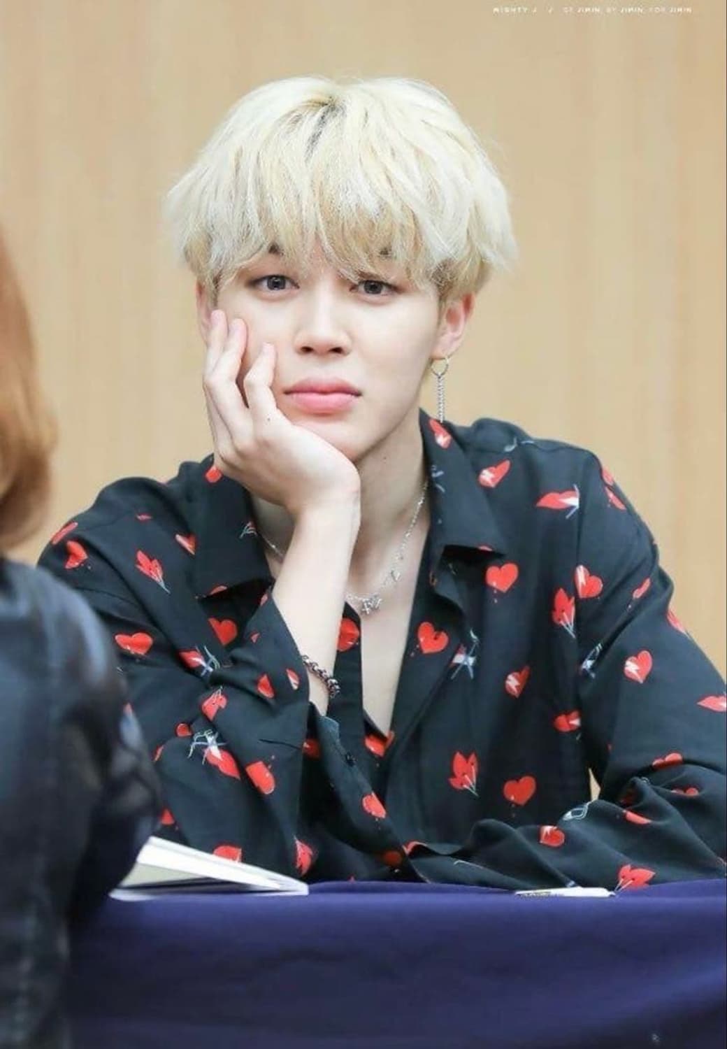 [BTS 지민님 착용] 생로랑 노스모킹 셔츠 상품이미지1